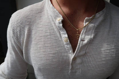 Aethera Cross pendant in 18k yellow gold